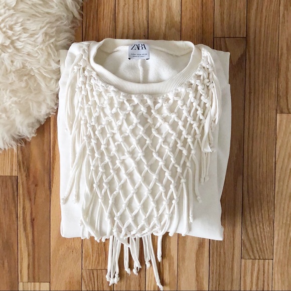 Zara Sweaters - ⭐️ Zara Macrame Tassel Pullover Cream Sweater
